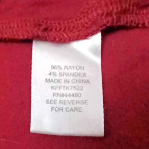 Love Fire Burgundy cold shoulder blouse Size L - Picture 7 of 7